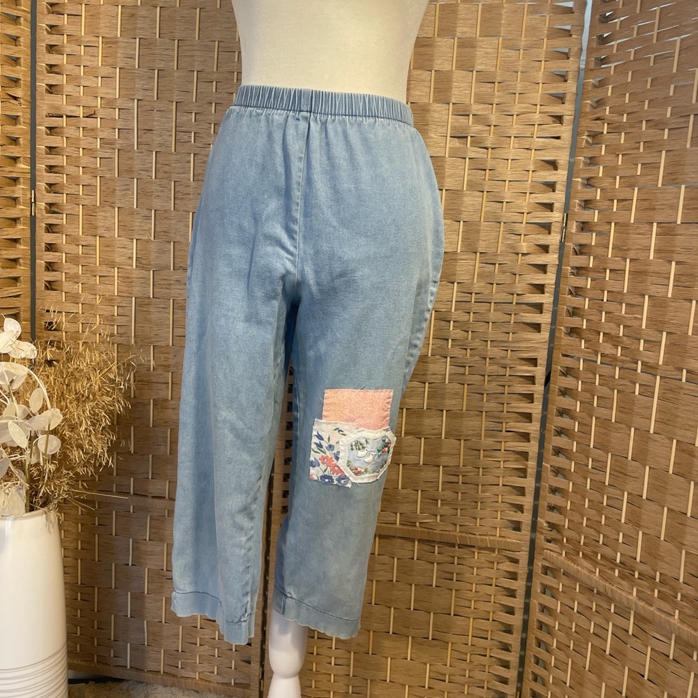 Light Wash Denim Cropped Capri Pants with Patchwork Cottagecore